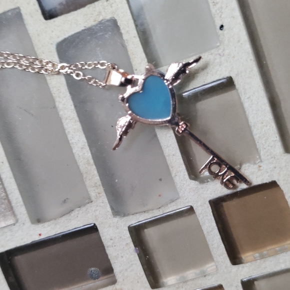 Rose Goldtone Fire Opal Key necklace - Picture 5 of 5